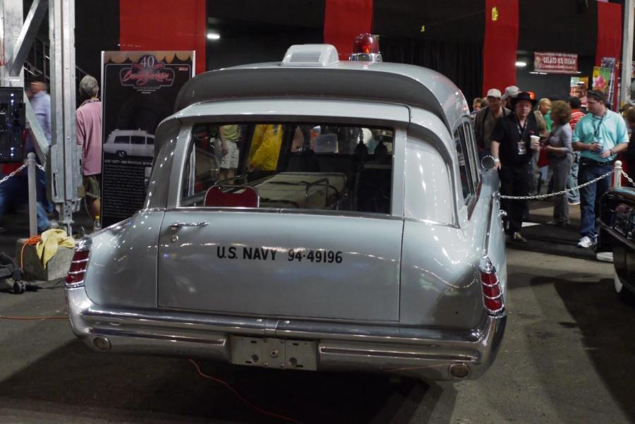  Pontiac Bonneville Ambulance 1963 года  (фото 8 из 22)